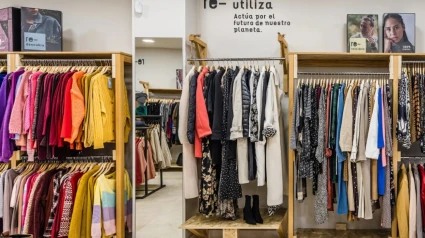 Aspecto interior de una de las tiendas Moda Re