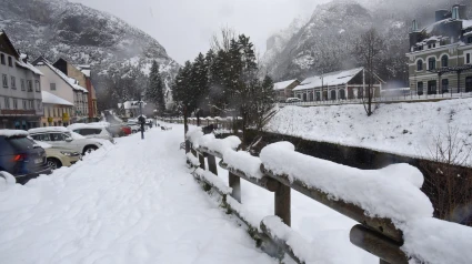 Canfranc (Huesca), cubierta de nieve