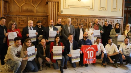 Presentación evento solidario DiezRaziones