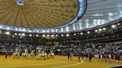 Paseíllo en la plaza de toros de La Misericordia de Zaragoza