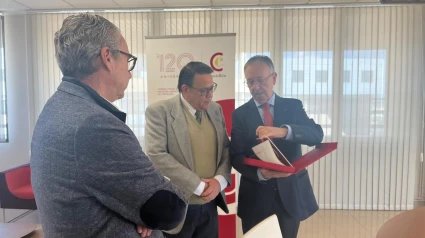 El Cónsul General y Ministro Consejero de Cuba, Alejandro Castro Medina, visita Castellón