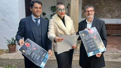 (Desde izda.) Leopoldo Izquierdo, 'La Trini' y Avelino Cazallo, muestran el cartel con los conciertos del ciclo 'Conciertos Sentidos'.ANDALUCÍA ESPAÑA EUROPA CÓRDOBA CULTURAFUNDACIÓN CAJASURRRRRR