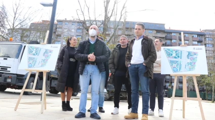 El alcalde de Ourense, Gonzalo Jácome, y ediles del gobierno asisten al inicio de las obras