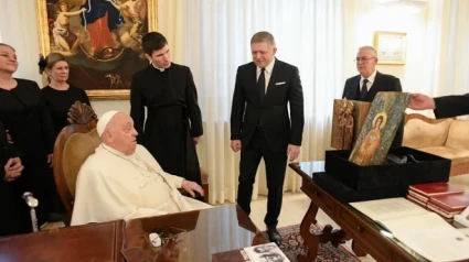 Papa Francisco y Robert Fico, Primer Ministro de Eslovaquia