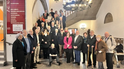 Los matrimonios que cumplen 50 años de casados han sido homenajeados en Jaca