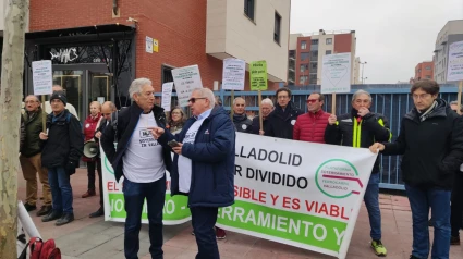 La plataforma por el soterramiento del tren asegura que la nueva estación seguirá dividiendo a la ciudad