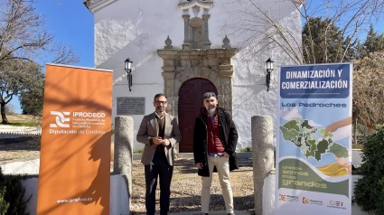 El presidente de Iprodeco, Félix Romero (izda.), en la presentación del proyecto.