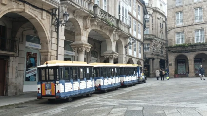 El tren das Termas parte de la Plaza Mayor de Ourense