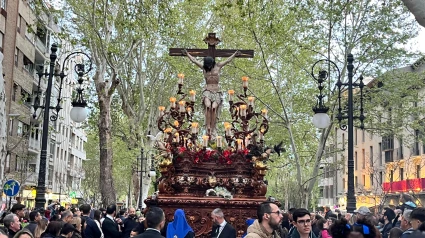 El Cristo de la Redención (Escolapios) por la Carrera de la Virgen