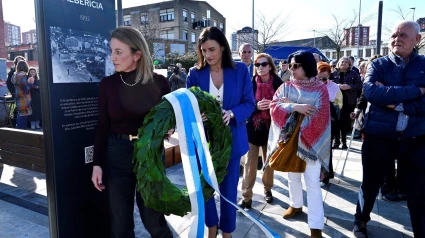 Santander rinde homenaje a las víctimas del atentado de ETA en La AlbericiaPOLITICA ESPAÑA EUROPA CANTABRIAAYUNTAMIENTO DE SANTANDER