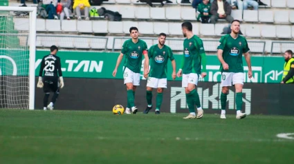 El Racing de Ferrol sufrió una nueva derrota en casa y va camino del descenso.