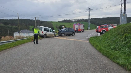 Accidente de circulación en Trabada