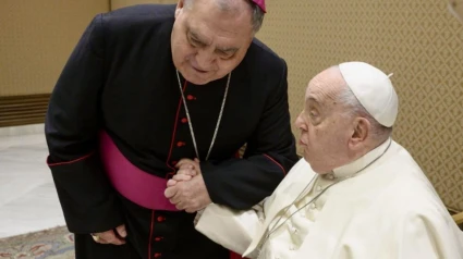 El Papa Francisco con el Arzobispo de Granada