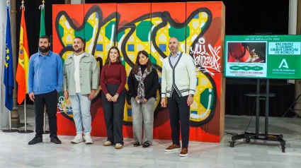 El delegado de Cultura y Deporte de la Junta de Andalucía, Eduardo Lucena (dcha.), en la presentación de la actividad por el Día de AndalucíaPOLITICA CULTURAJUNTA DE ANDALUCÍA