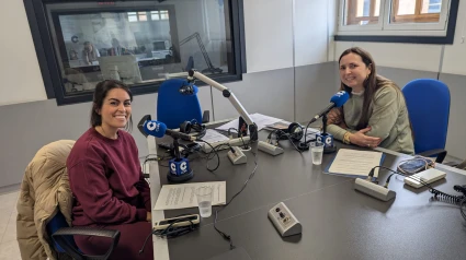 Las profesoras Carmen Cano y Mavi Marin