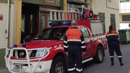 Voluntarios de Protección Civil en la zona del incidente