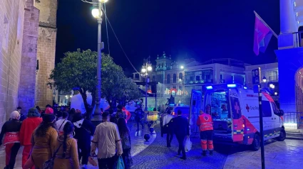 Dispositivo de Cruz Roja en el Carnaval de Badajoz.Un joven de 19 años ha resultado herido por arma blanca esta pasada madrugada en Badajoz tras una reyerta registrada cerca de Ronda del Pilar.SOCIEDAD EXTREMADURA ESPAÑA EUROPA BADAJOZCRUZ ROJA