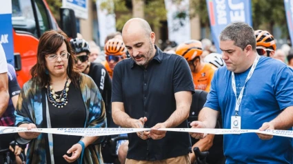 Momento del corte de cinta de la edición 2024 de la carrera.