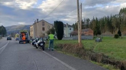 Fallece un hombre de 89 años en una salida de vía en Alfoz