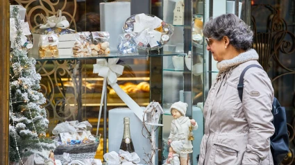 Mujer en la calle Dato, Vitoria-Gasteiz, Araba, País Vasco