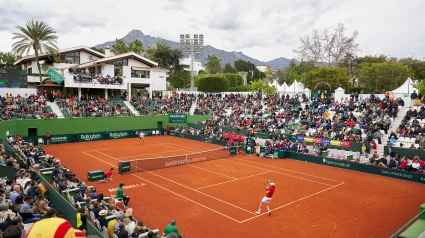 Pista del club de tenis Puente Romano