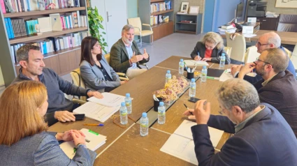 Reunión en el Ayuntamiento con la consejera de Educación María Mercedes Vaquera