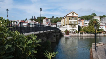 Puente sobre el río en Betanzos (A Coruña)