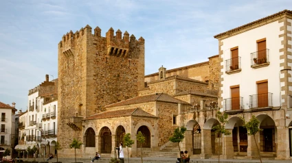 Centro histórico monumental de Cáceres, Extremadura. Imagen de archivo