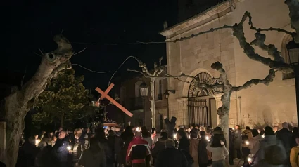 Herrera (Palencia) vuelve a sacar a hombros al Nazareno después de 40 años tras el II pregón de la Semana Santa