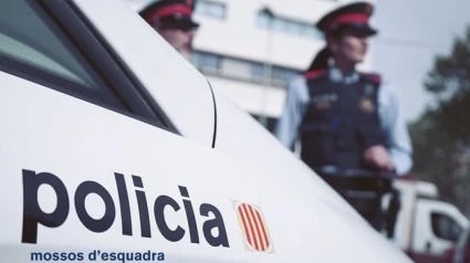 La policía autónomica detiene a una menor por conducir sin carnet