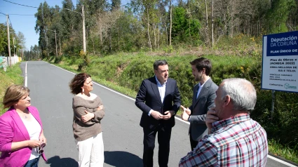 González Formoso y Couce durante la visita a obras de la Diputación