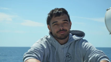 Sergio Villoria, que a sus 24 años ya ha publicado un estudio internacional sobre la contaminación por microplásticos.