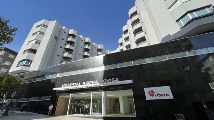 Entrada principal al hospital Povisa de Vigo