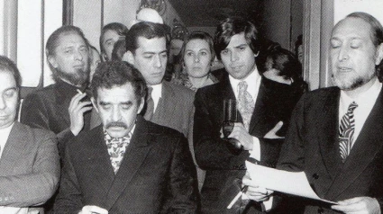 Vargas Llosa en Barcelona, con escritores latinoamericanos que vivían en Barcelona