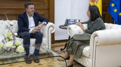 Reunión entre Valentín Formoso y la Directora General de la Guardia Civil, Mercedes González Fernández