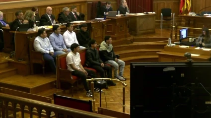 24/03/2025 Los acusados de matar a un joven a la salida de la discoteca Brisas en Barcelona en 2020 durante la primera sesión del juicioPOLITICA TSJC