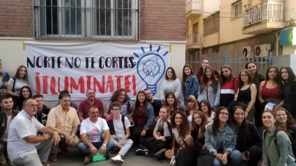 Alumnos de la UGR, en solidaridad con los encerrados por los cortes de luz de la zona norte