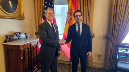 Carlos Cuerpo con el secretario del Tesoro de EEUU, Scott K.H. Bessent