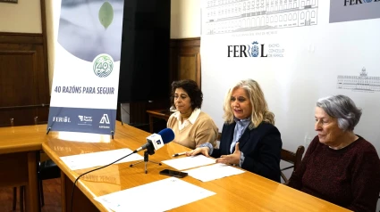 Helena Insua, Rosa Martínez y Sari Alabou este miércoles durante la presentación
