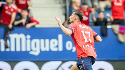 Budimir celebra un gol con la camiseta de Osasuna