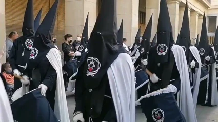 Imagen de la procesión del Santo Entierro de Zaragoza.