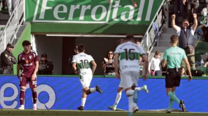 Nico Fernández Mercau celebra el 1-0 del Elche contra el Albacete