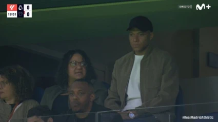 Momento exacto en el que Mbappé es pitado por el Bernabéu