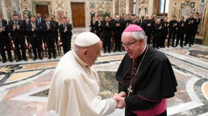 El Santo Padre junto al arzobispo de Sevilla