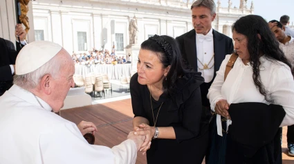 El papa Francisco recibe a las familias del Villa de Pitanxo