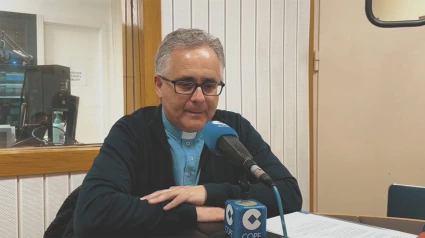 Antonio Valín en los estudios de COPE Vigo