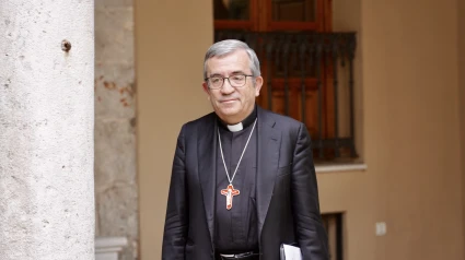 El arzobispo de Valladolid cree que el próximo Papa seguirá la misma pauta que la Iglesia inició ya con Francisco,