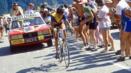 Lucho Herrera, durante el Tour de Francia de 1984