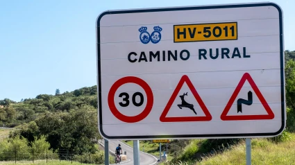 Cartel de la carretera entre La Granada de Riotinto y Nerva