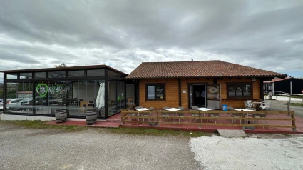 Exterior del Camping "Somo Parque" en Suesa